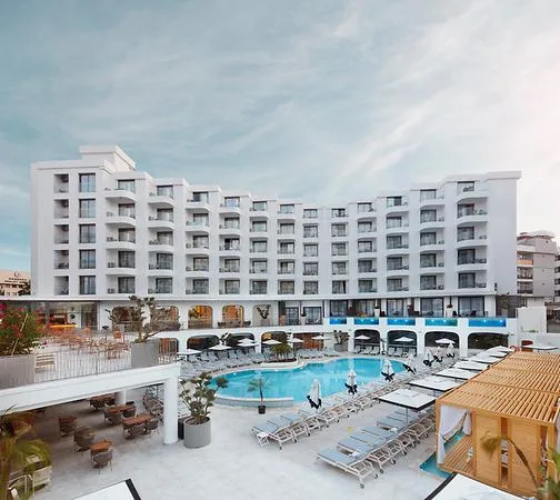 Lalila Blue Suites Spa & Resort Hotel